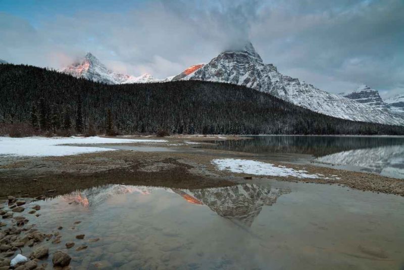 waterfowl lake sunrise.jpg